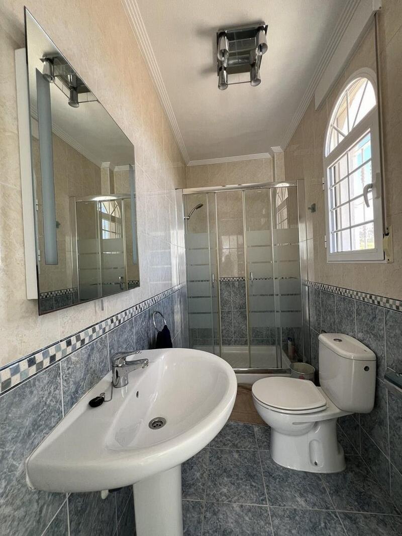 4 bedroom Villa for sale