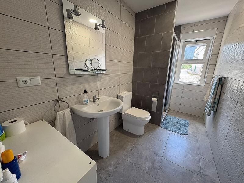 5 bedroom Villa for sale