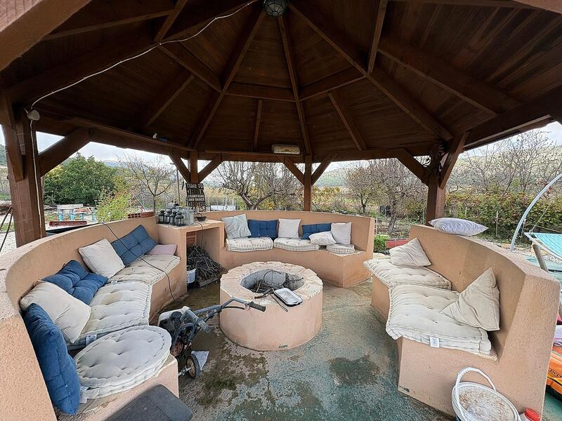 5 bedroom Villa for sale