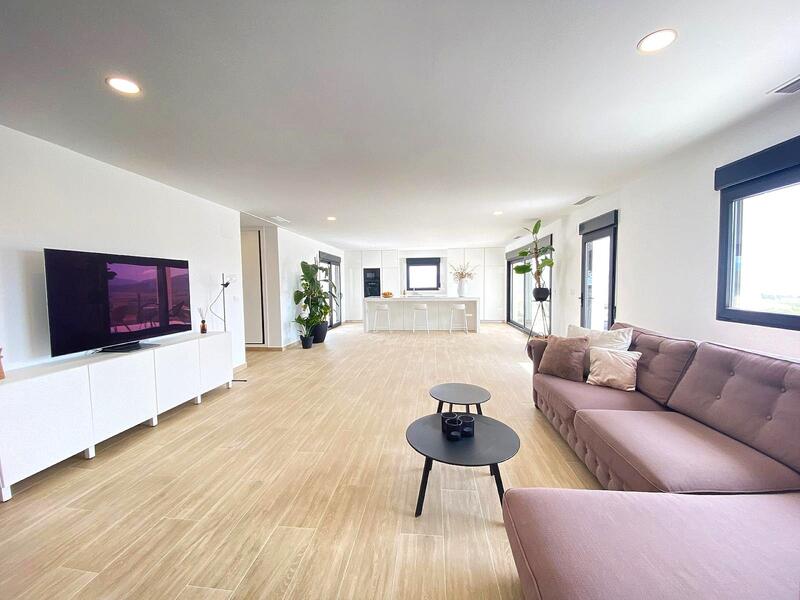 4 bedroom Villa for sale