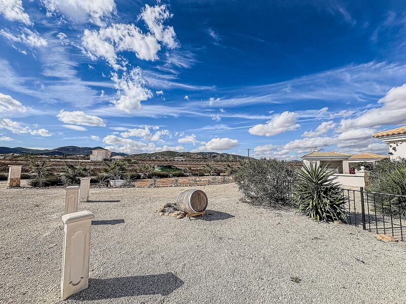 4 bedroom Villa for sale