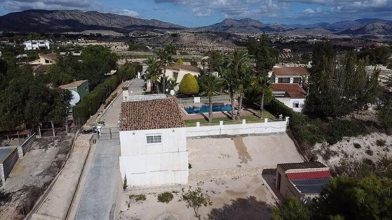 4 bedroom Villa for sale