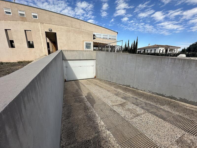 6 sovrum Villa till salu