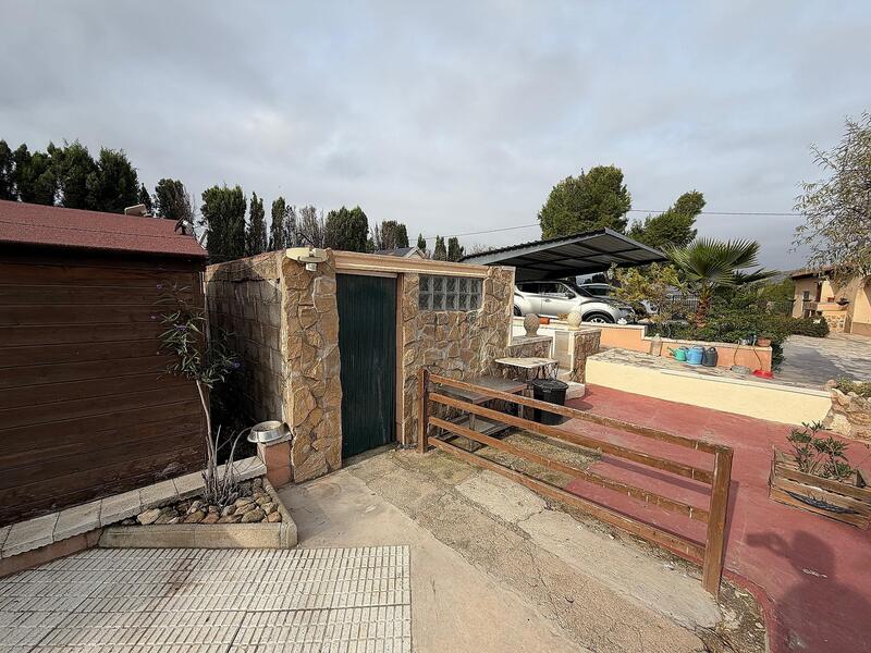 5 bedroom Villa for sale