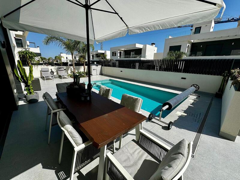 3 slaapkamer Villa Te koop