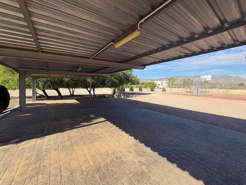 8 chambre Villa à vendre 8 chambre Villa à vendre