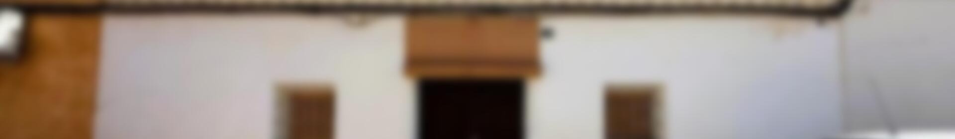 3 спальная комната городская тюрьма продается