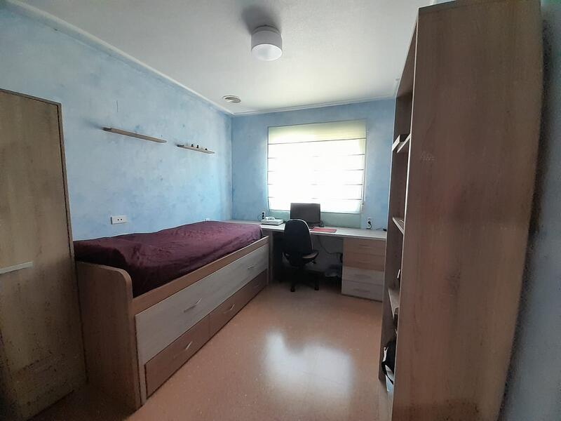 4 bedroom Townhouse for sale