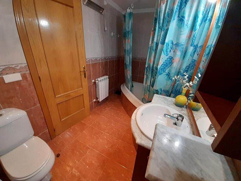 4 bedroom Townhouse for sale