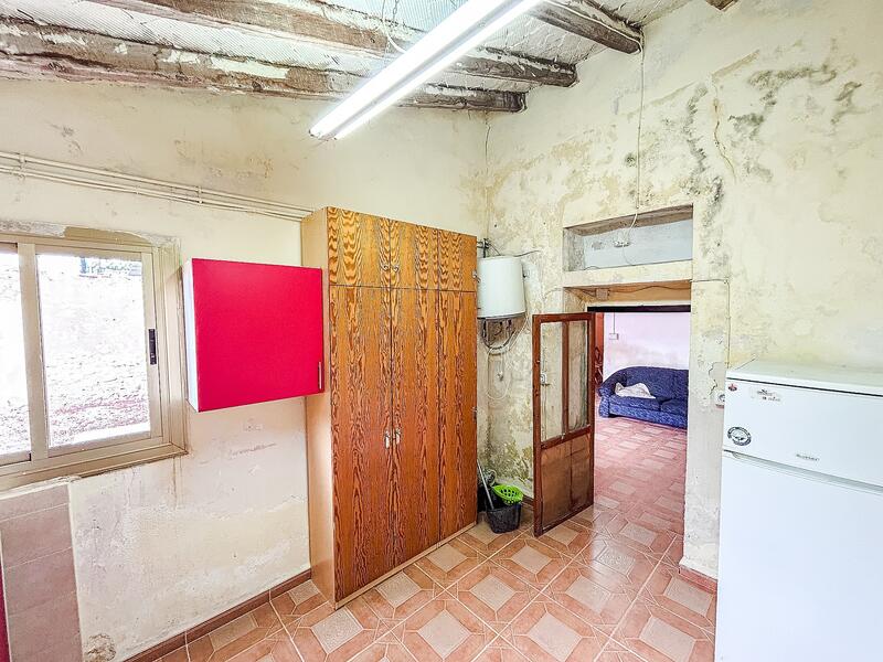 2 slaapkamer Gezinswoning Te koop