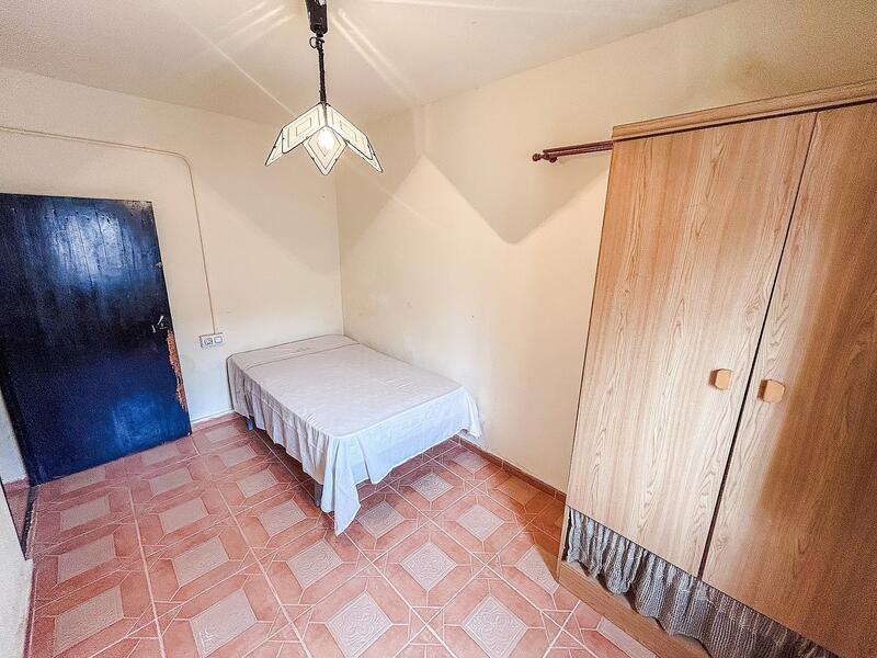 2 slaapkamer Gezinswoning Te koop