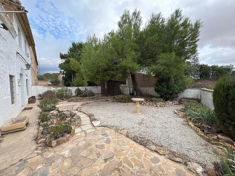 5 bedroom Duplex for sale