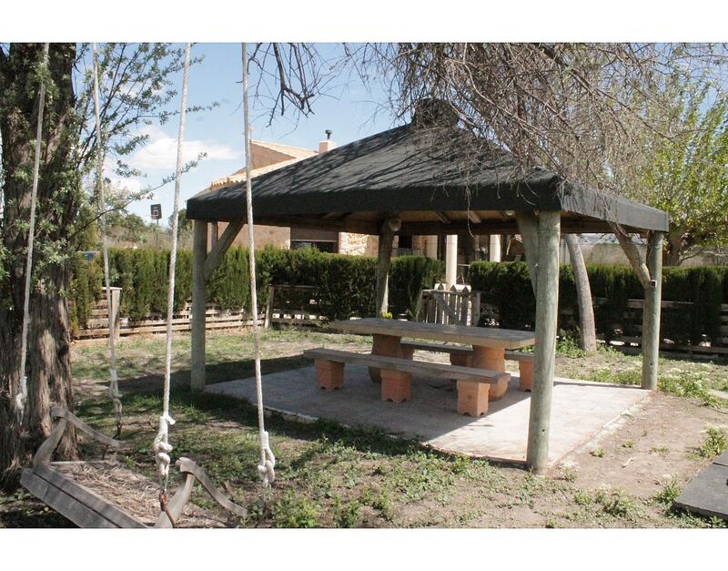 3 Schlafzimmer Landhaus zu verkaufen