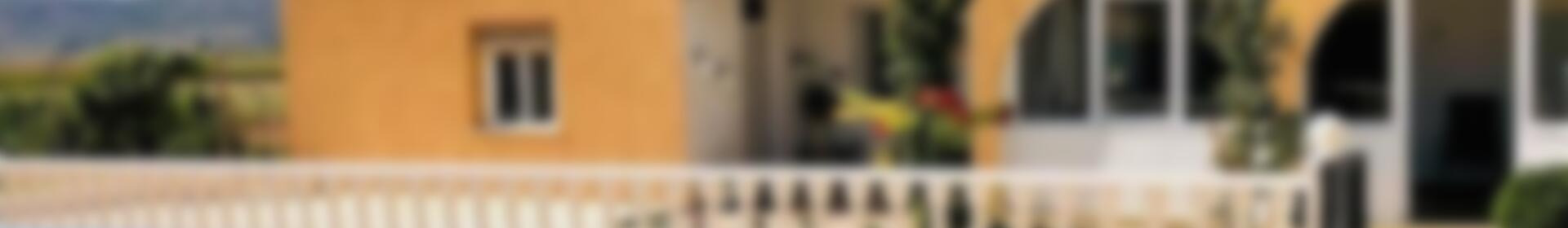 4 спальная комната Деревенский Дом продается