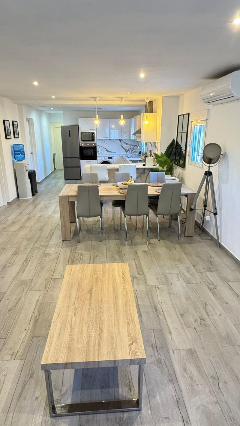 4 bedroom Country House for sale