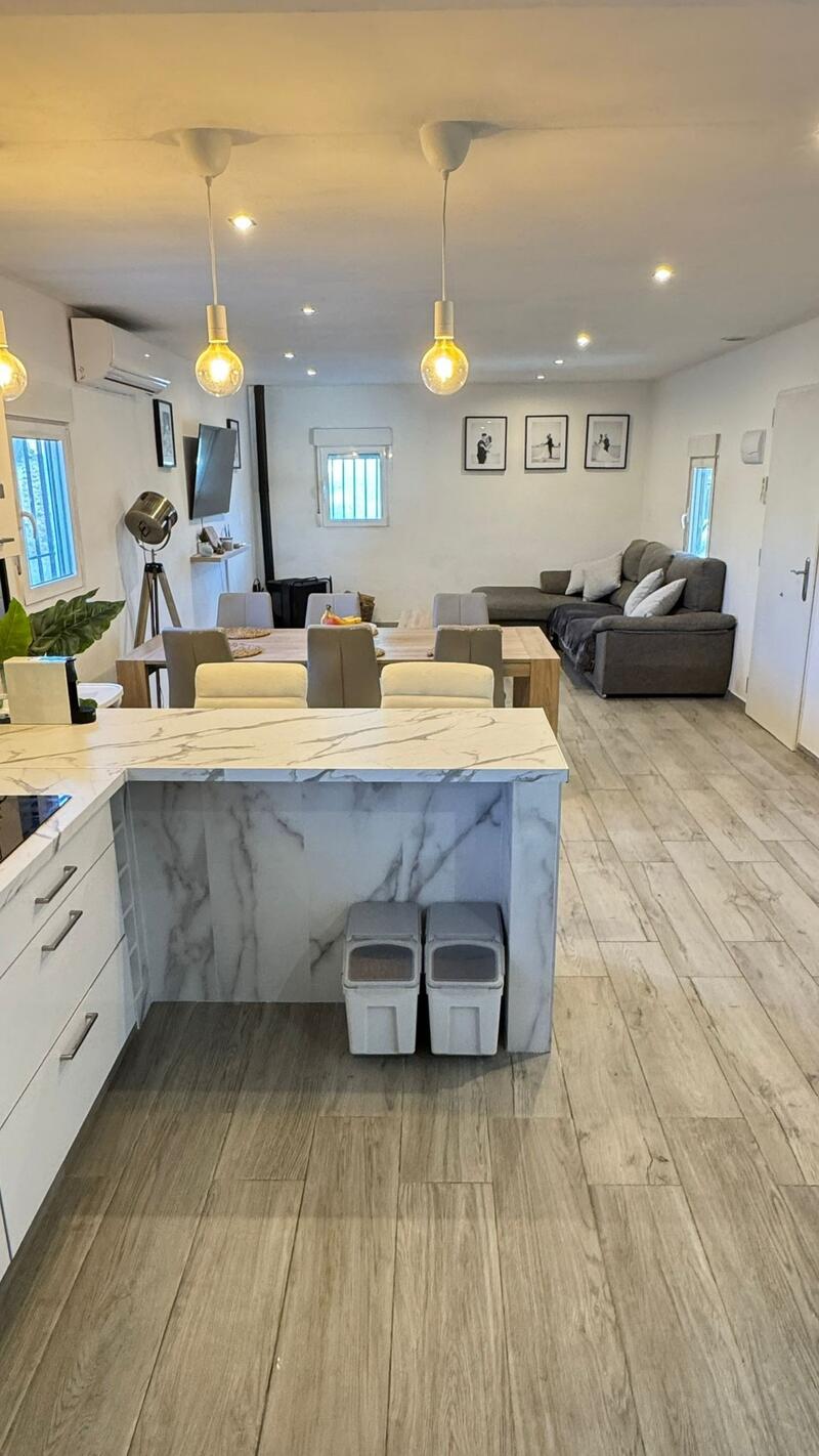 4 bedroom Country House for sale