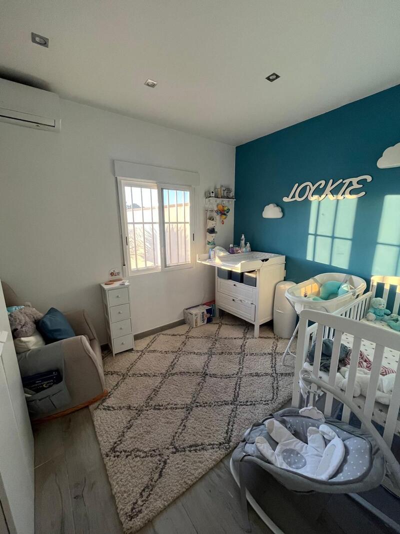 4 bedroom Country House for sale