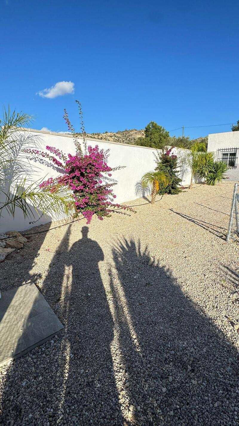 4 bedroom Country House for sale