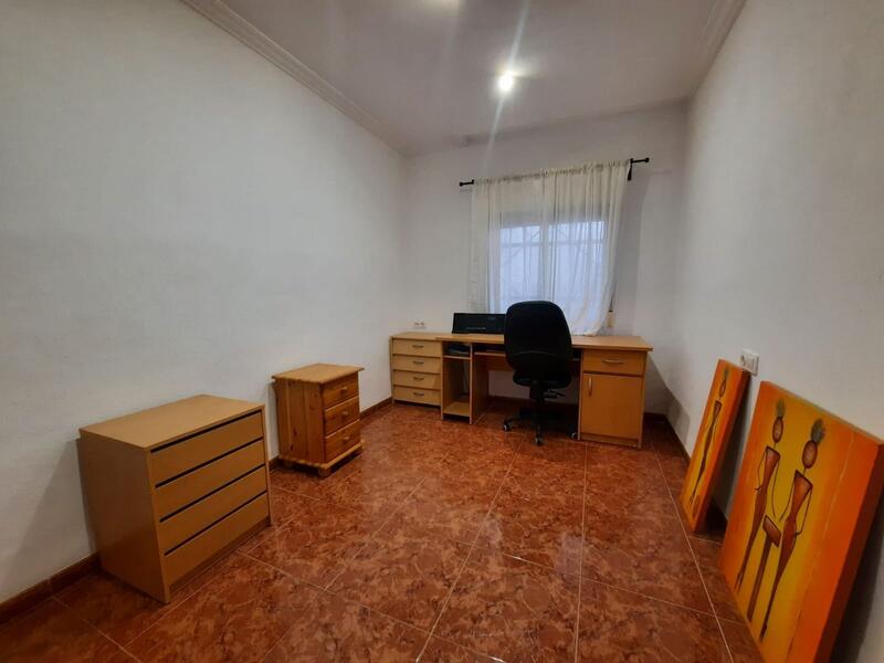 2 Cuarto Adosado en venta