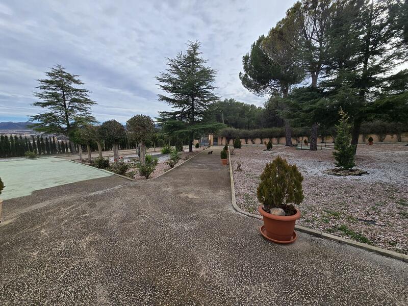 4 soverom Herregård til salgs