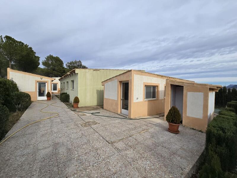 4 soverom Herregård til salgs