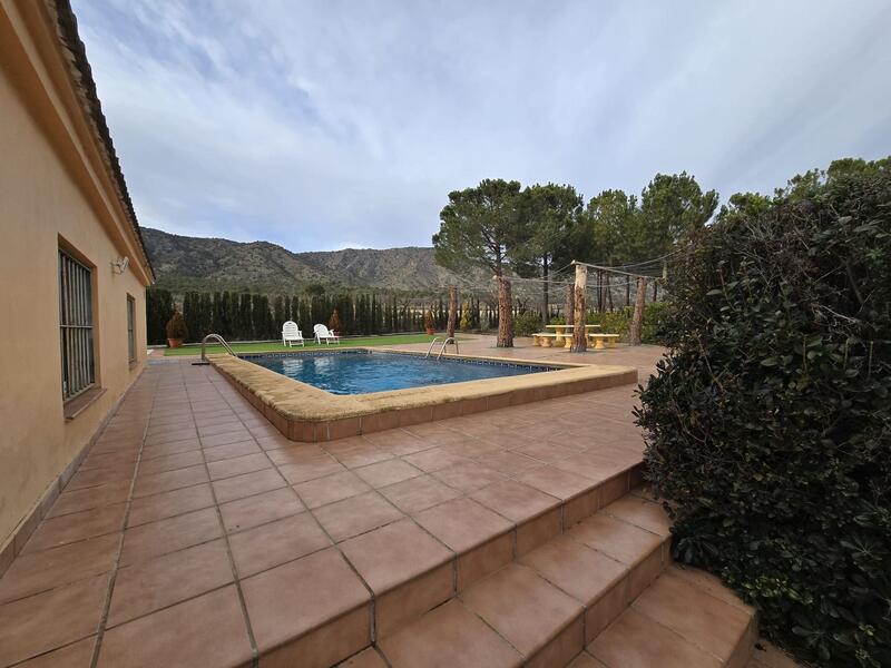 4 soverom Herregård til salgs