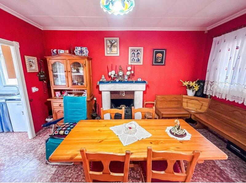 4 bedroom Country House for sale