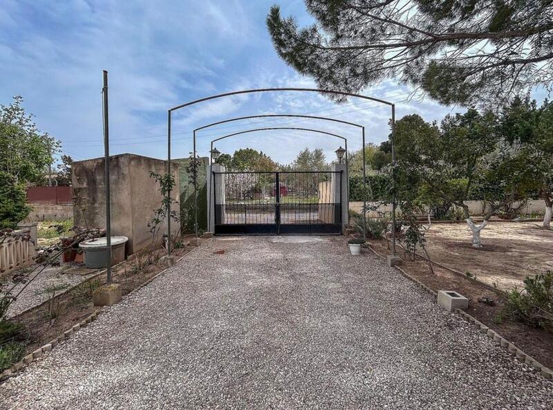 4 bedroom Country House for sale