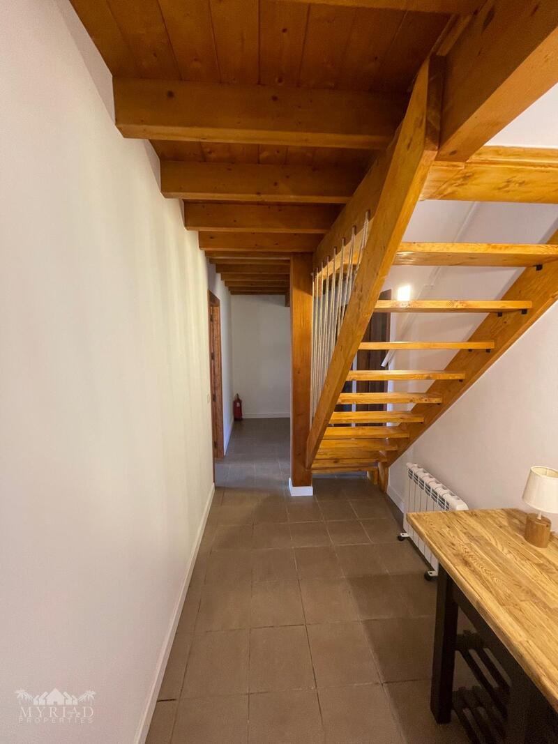 4 Cuarto Villa en venta