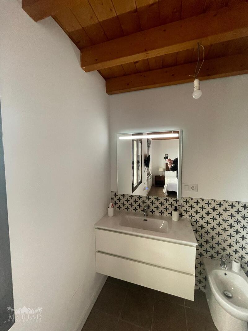 4 Cuarto Villa en venta