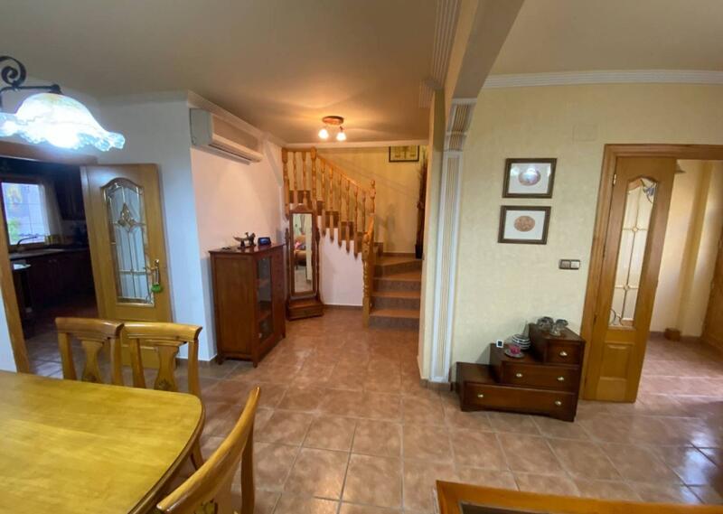 5 soverom Rekkehus til salgs