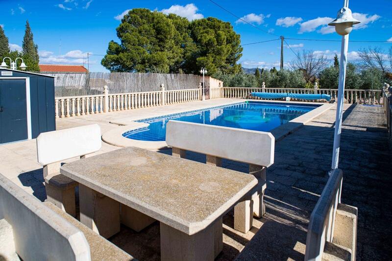 5 Cuarto Casa de Campo en venta