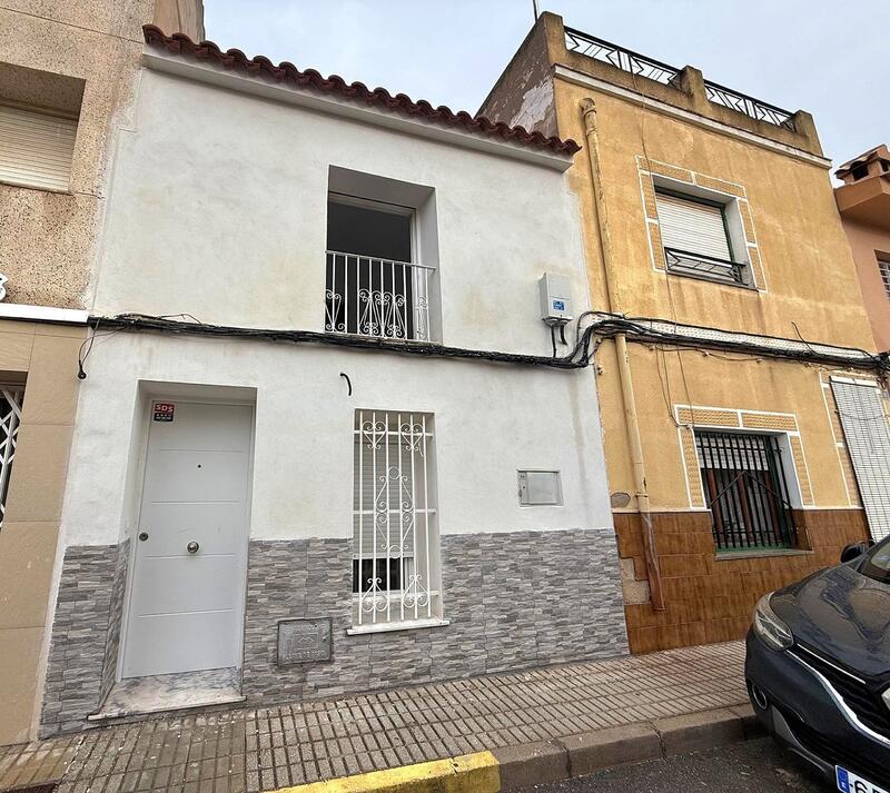 Maison de Ville à vendre dans Pinoso, Alicante