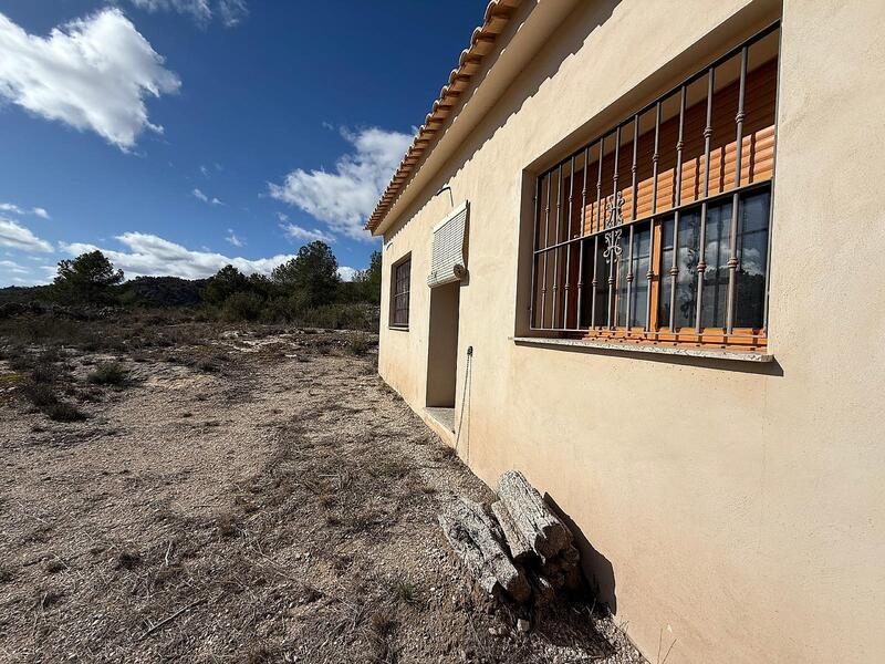 2 bedroom Country House for sale