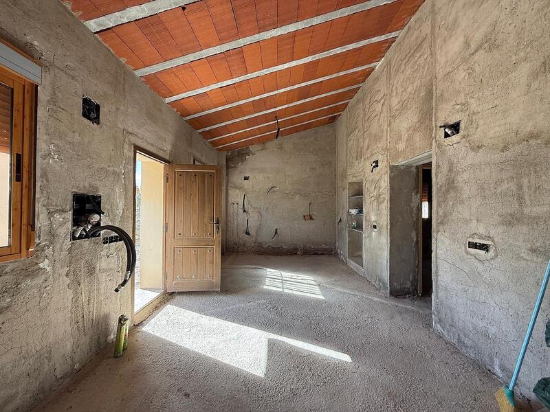 2 bedroom Country House for sale