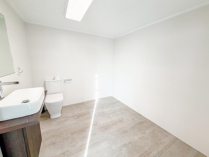 4 bedroom Commercial Property for sale