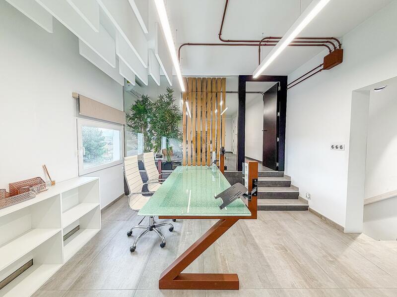 4 bedroom Commercial Property for sale