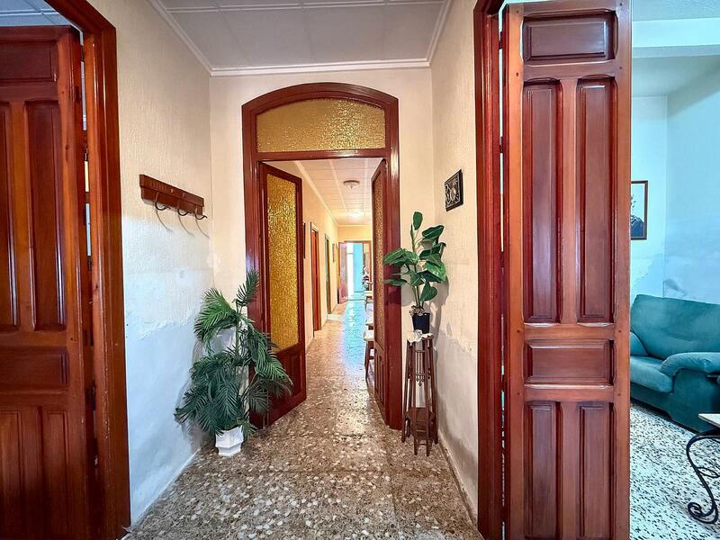 5 sovrum Radhus till salu