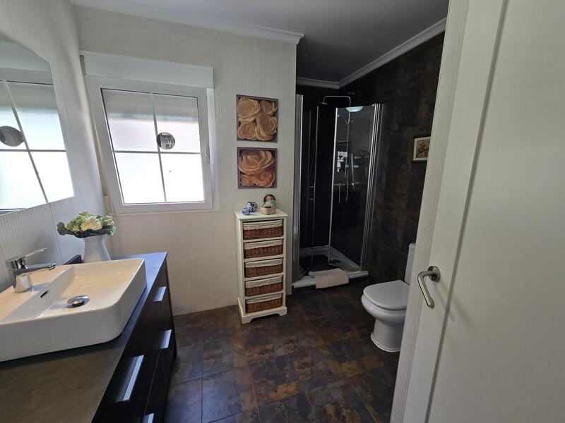 3 chambre Villa à vendre 3 chambre Villa à vendre