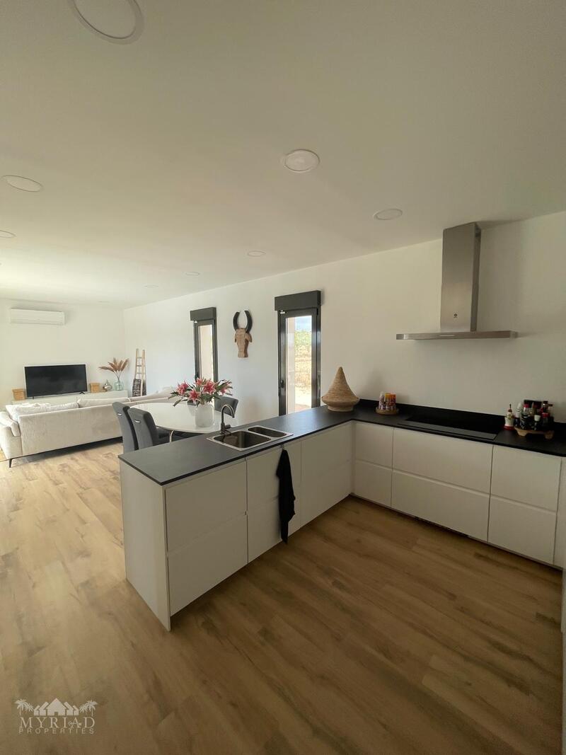 3 Schlafzimmer Stadthaus zu verkaufen