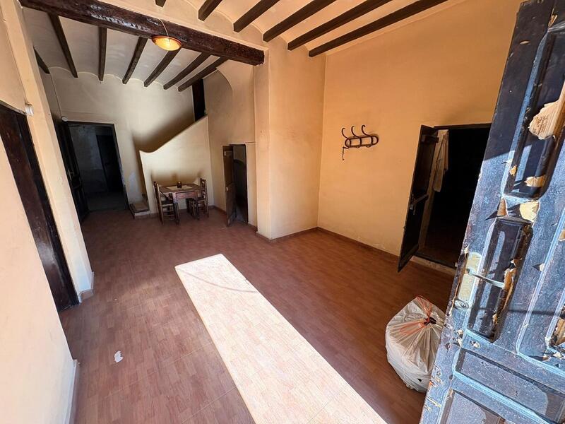 4 спальная комната Деревенский Дом продается