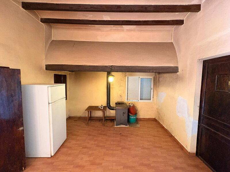 4 спальная комната Деревенский Дом продается