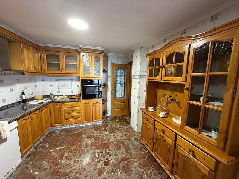 4 bedroom Townhouse for sale 4 bedroom Townhouse for sale