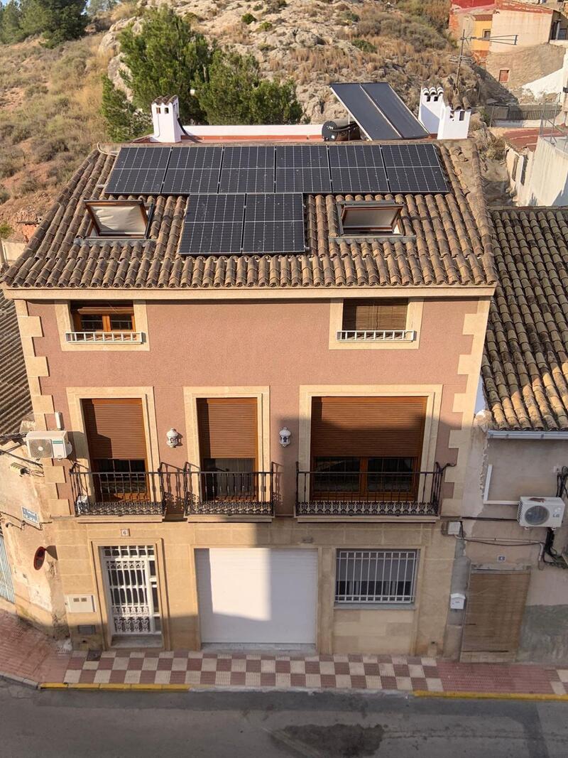 Adosado en venta en Sax, Alicante