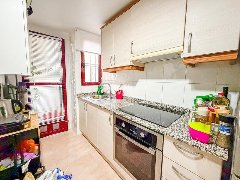 3 bedroom Townhouse for sale