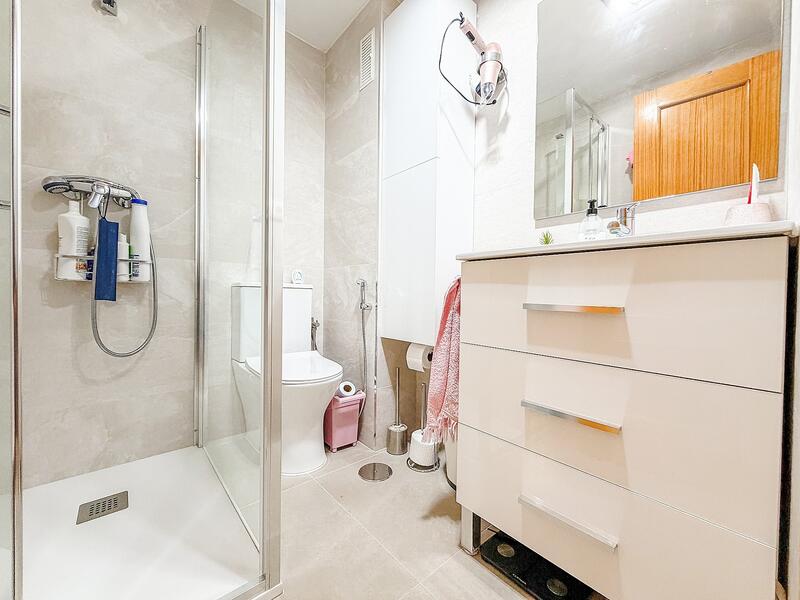 3 bedroom Townhouse for sale