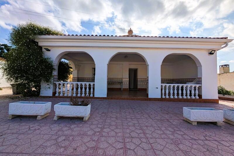 вилла продается в Elx/Elche, Alicante