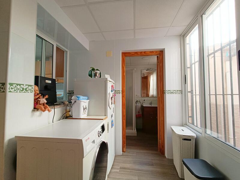 5 sovrum Radhus till salu