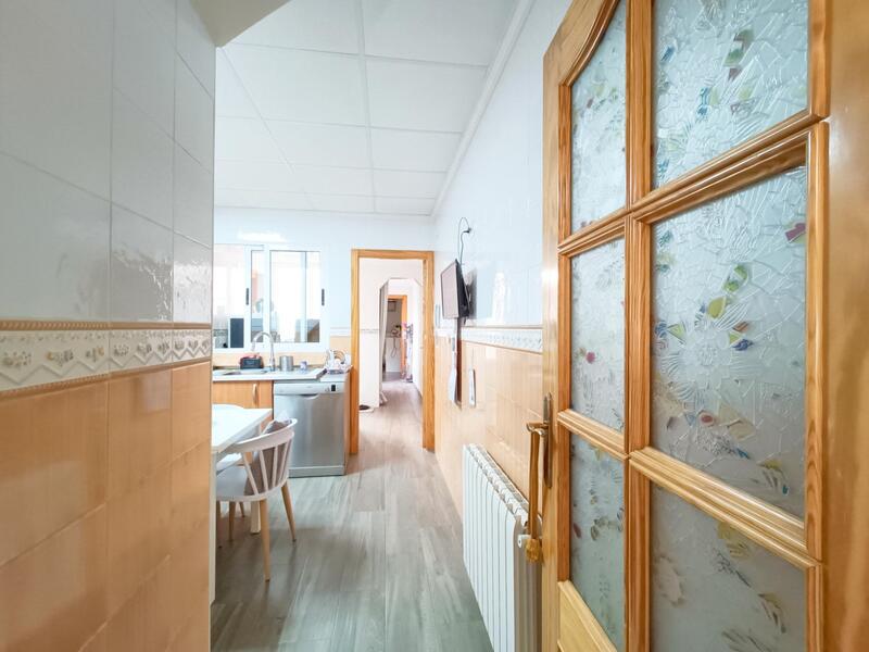 5 sovrum Radhus till salu