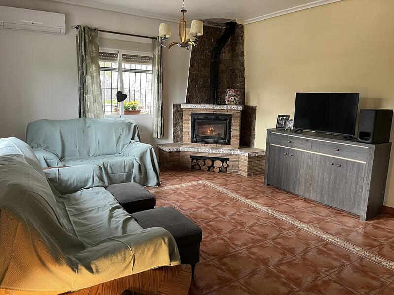 3 bedroom Townhouse for sale